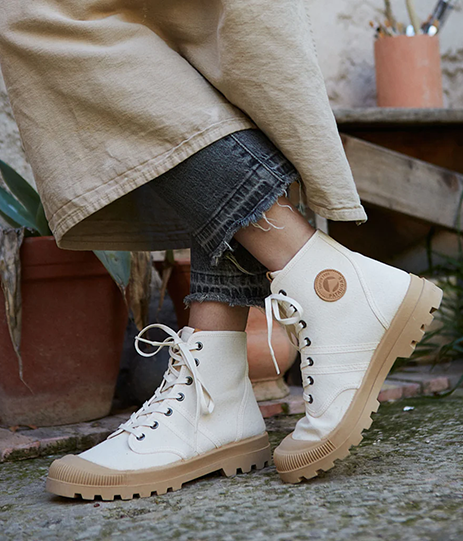 Pataugas 3 Pataugas -Pataugas 3a568302f05af1aa7aa5dfa289aae971